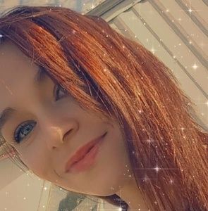 Meet your Posher, Whitney